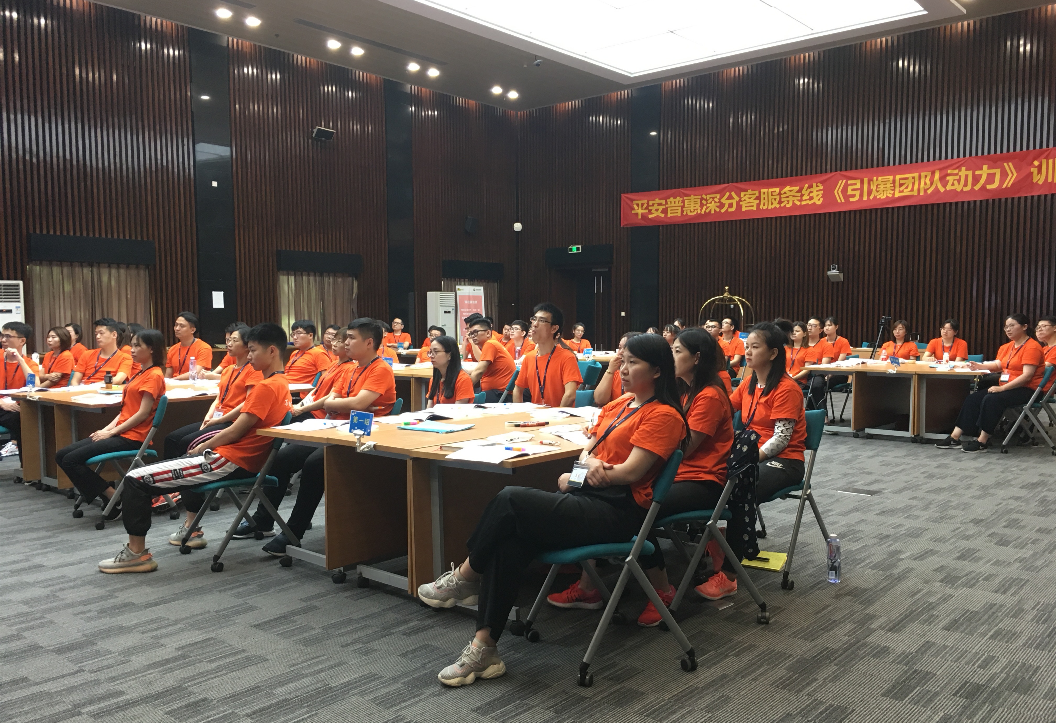 小辉付公司客服人工电话