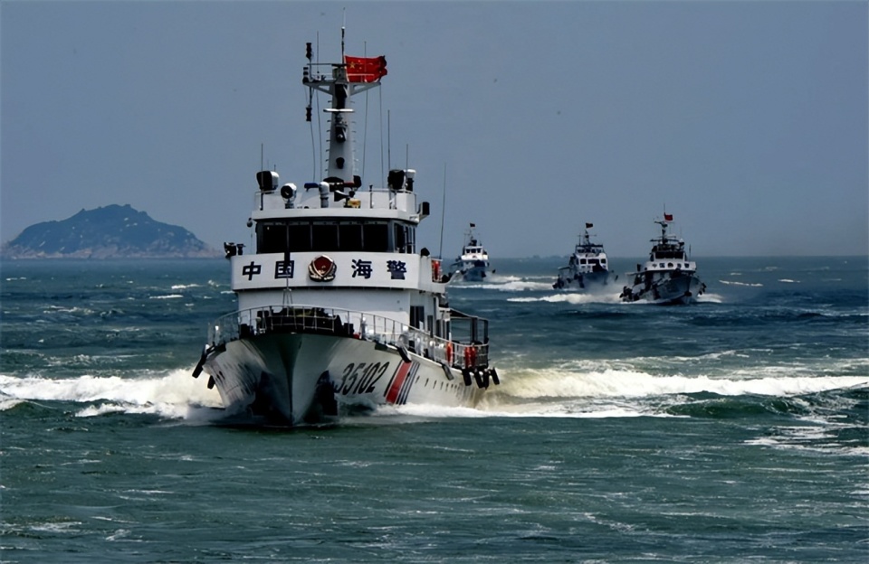中国海警“登临检查”菲擅闯船只专家:对挑衅行为进行强有力震慑 中国海警“登临检查”菲擅闯船只专家:对挑衅行为进行强有力震慑