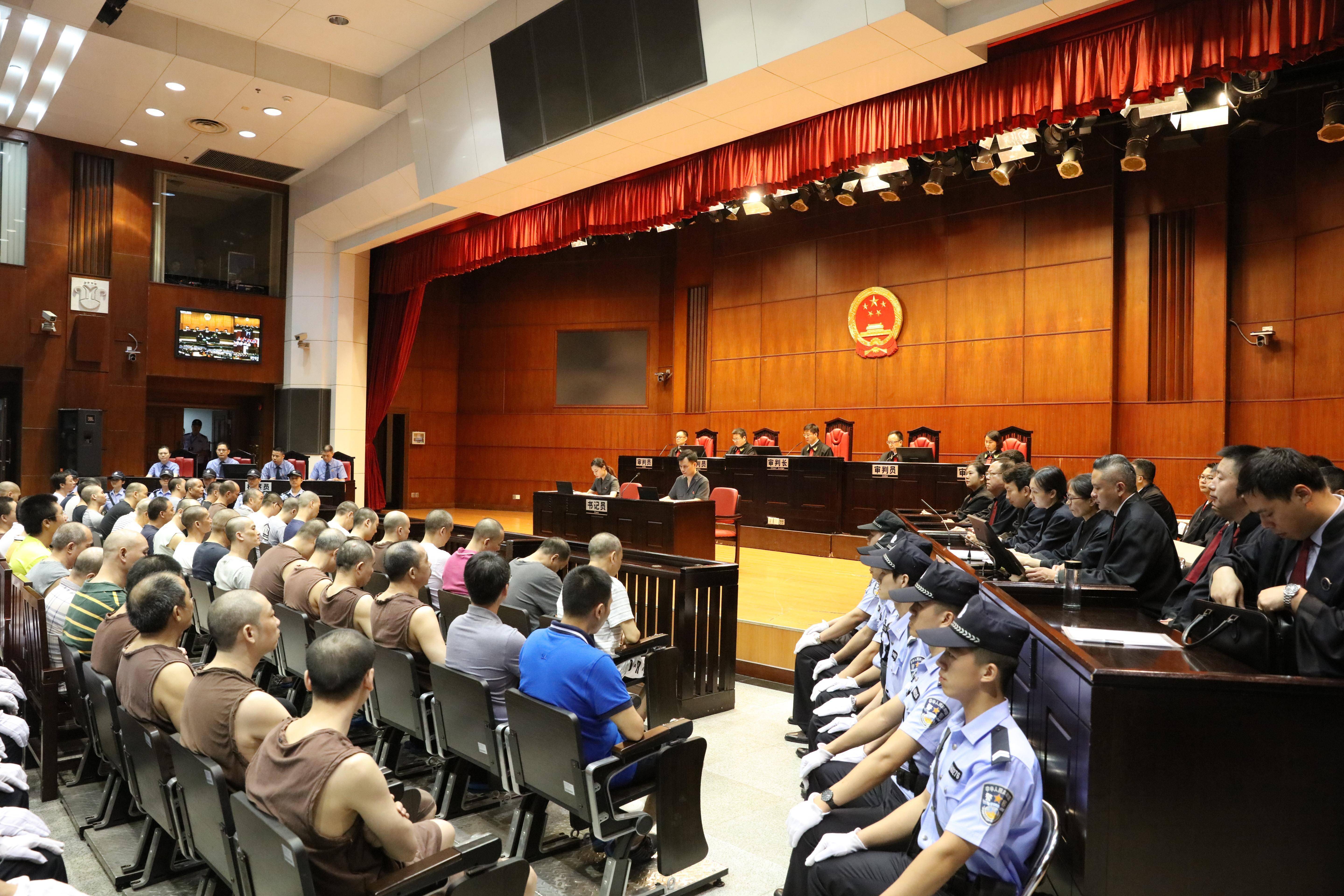 山西一律师既为被告人辩护又跟随被害人参加办案机关会议 山西一律师既为被告人辩护又跟随被害人参加办案机关会议